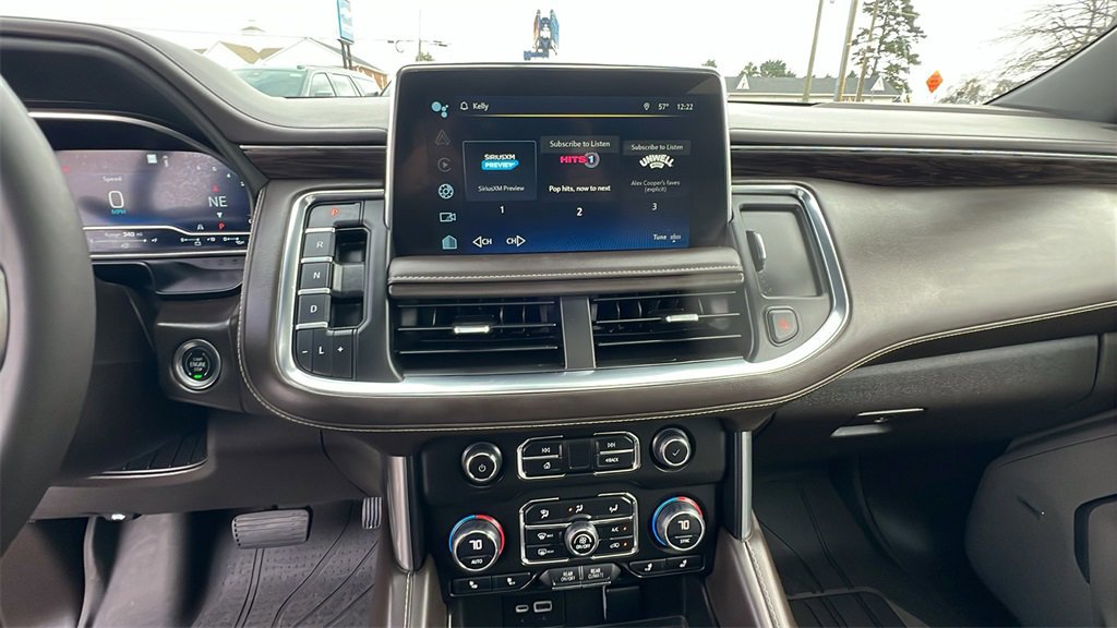 Certified 2023 Chevrolet Suburban LT w/ Luxury Package image 32