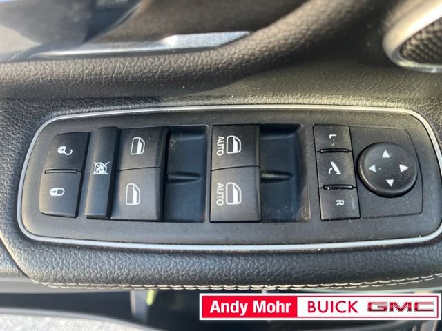 Used 2022 RAM 1500 Laramie AWD/4WD image 17