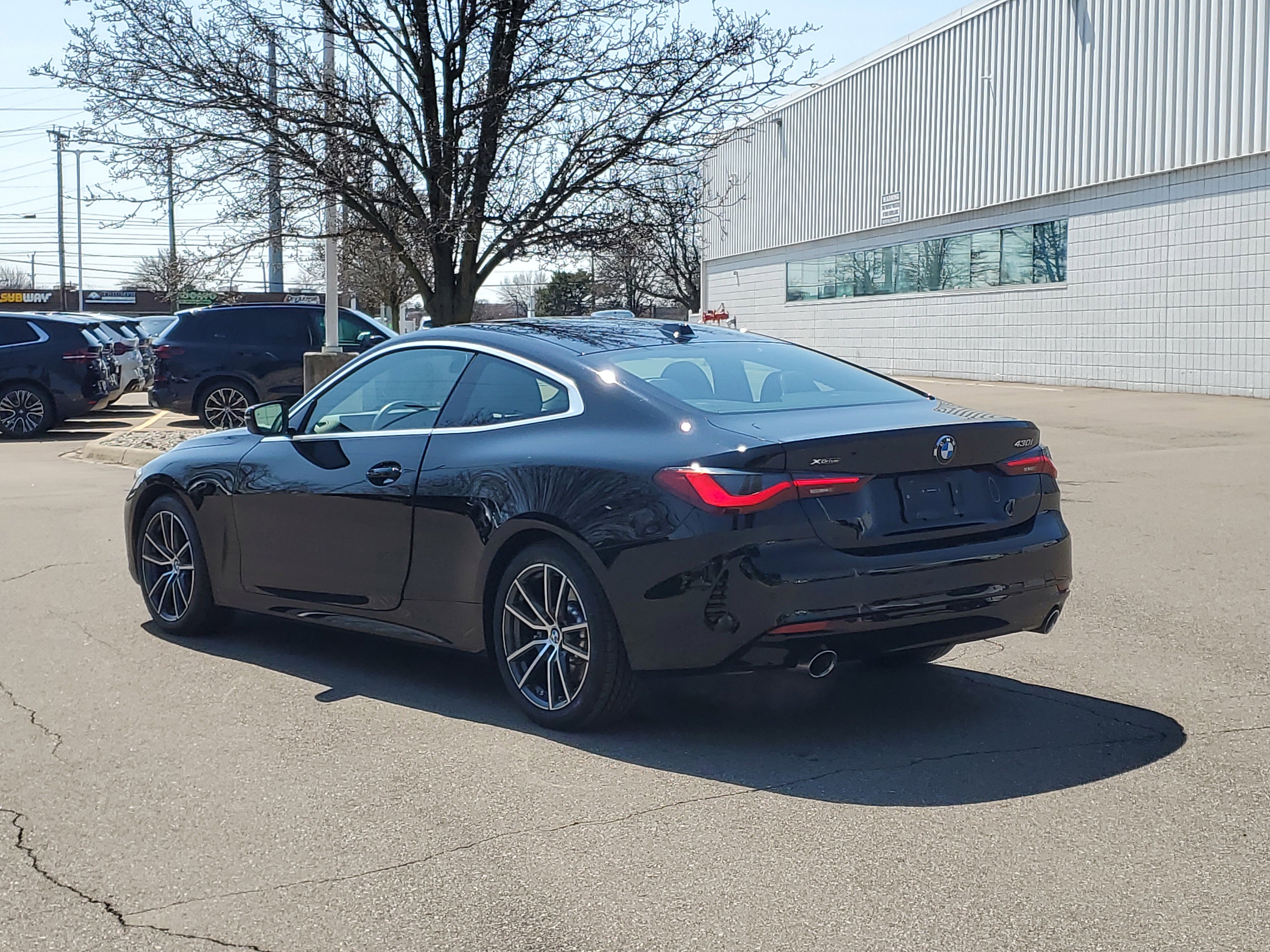 Certified 2024 BMW 430i xDrive Coupe w/ Convenience Package image 2