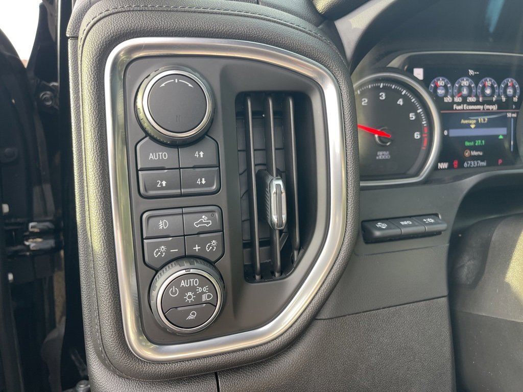 Used 2019 Chevrolet Silverado 1500 High Country w/ Technology Package image 30