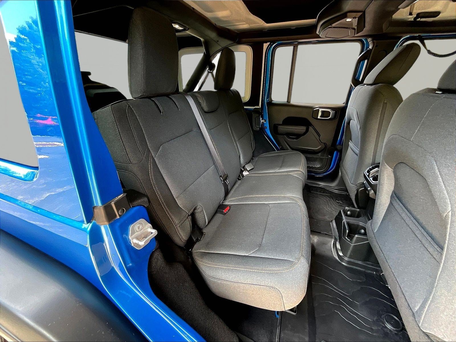 Used 2024 Jeep Wrangler Unlimited Sport AWD/4WD image 25