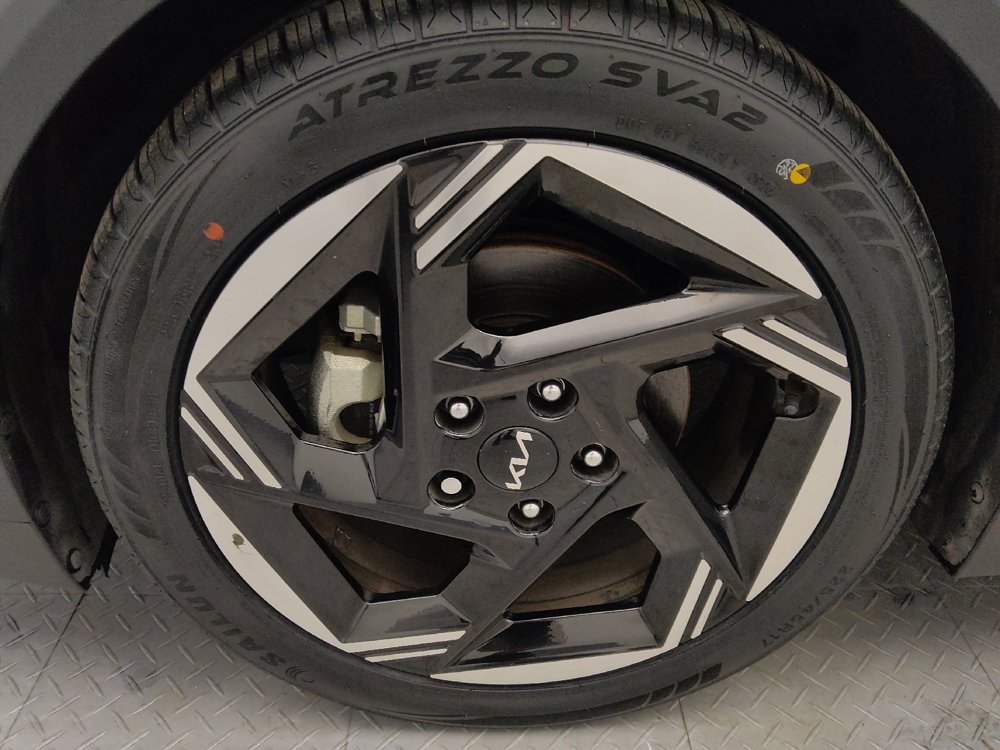 Used 2025 Kia K4 EX FWD image 31