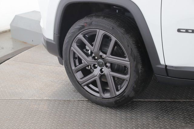 New 2026 Jeep Compass Limited image 13