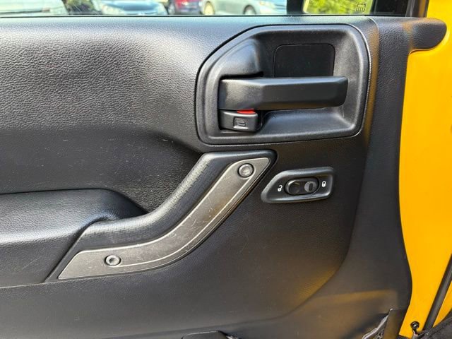 Used 2015 Jeep Wrangler Unlimited Sport w/ Quick Order Package 24S AWD/4WD image 10