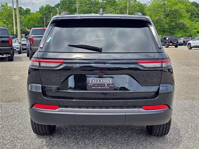 New 2026 Jeep Grand Cherokee Limited w/ Limited Altitude Package RWD image 22
