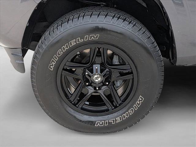 Used 2016 Toyota Tacoma SR5 w/ Towing Package image 23