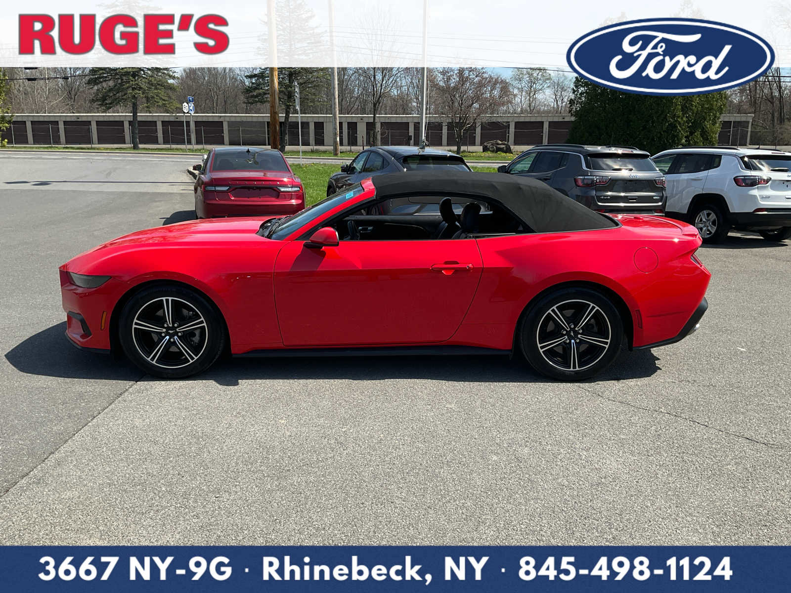 Used 2025 Ford Mustang Premium RWD image 32