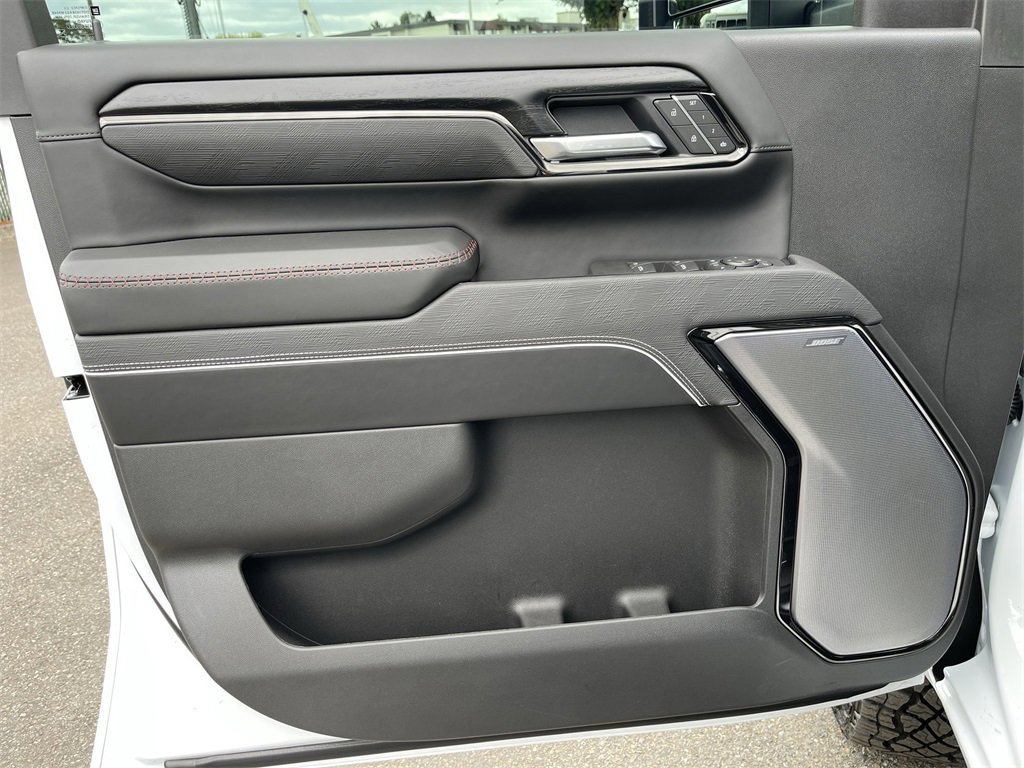 New 2025 GMC Sierra 2500 AT4X w/ AT4X AEV Edition image 23