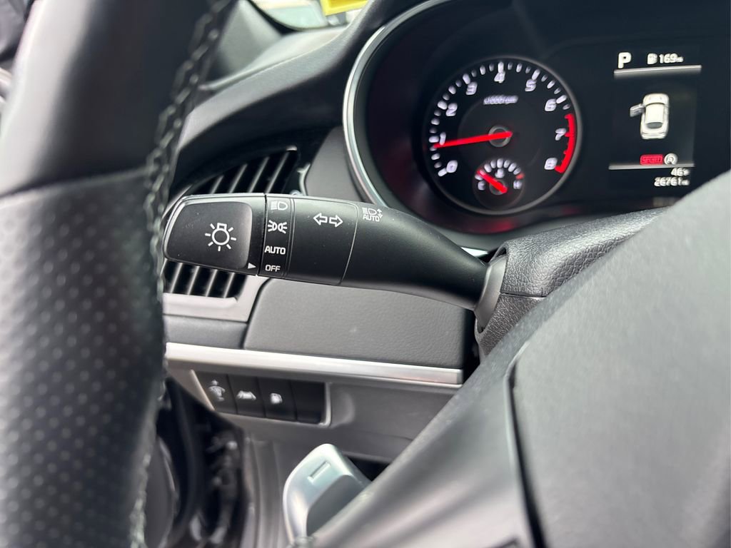 Used 2022 Kia Stinger GT1 image 25