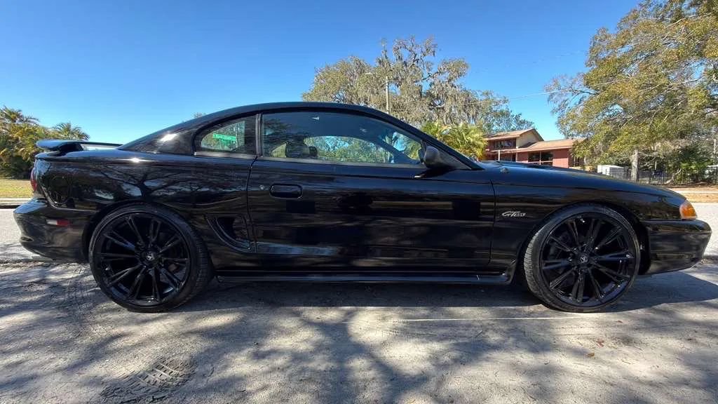 Used 1998 Ford Mustang GT RWD image 11