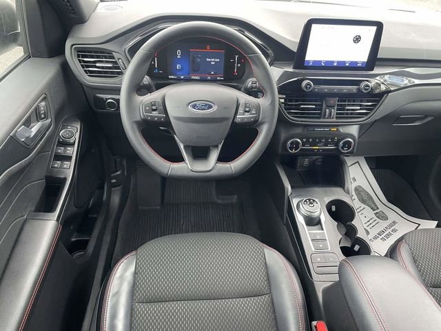 Certified 2025 Ford Escape ST-Line AWD/4WD image 11