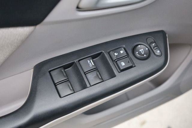 Used 2013 Honda Civic LX image 29