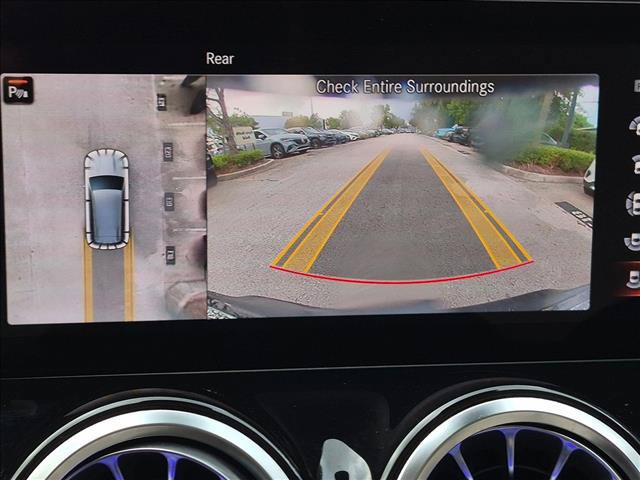 Used 2023 Mercedes-Benz EQB 300 4MATIC w/ Pinnacle Package image 11