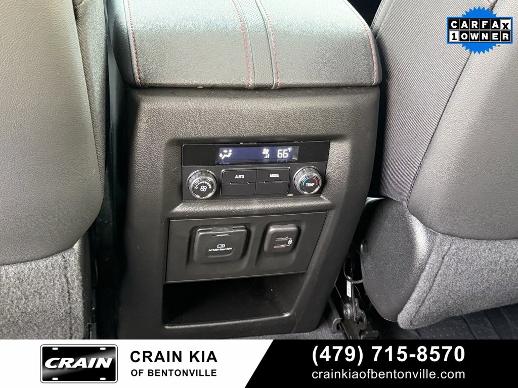 Used 2023 Chevrolet Traverse RS image 27