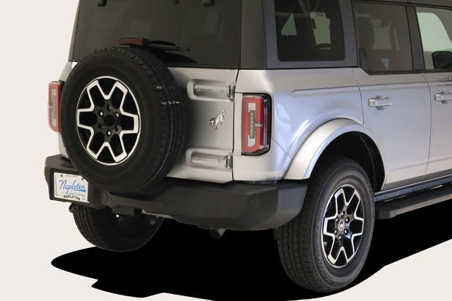 Used 2024 Ford Bronco Outer Banks AWD/4WD image 7