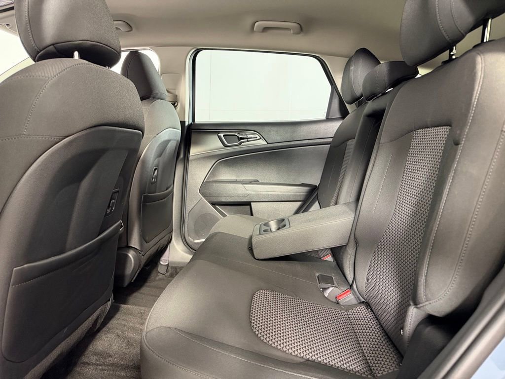 Used 2026 Kia Sportage S image 26