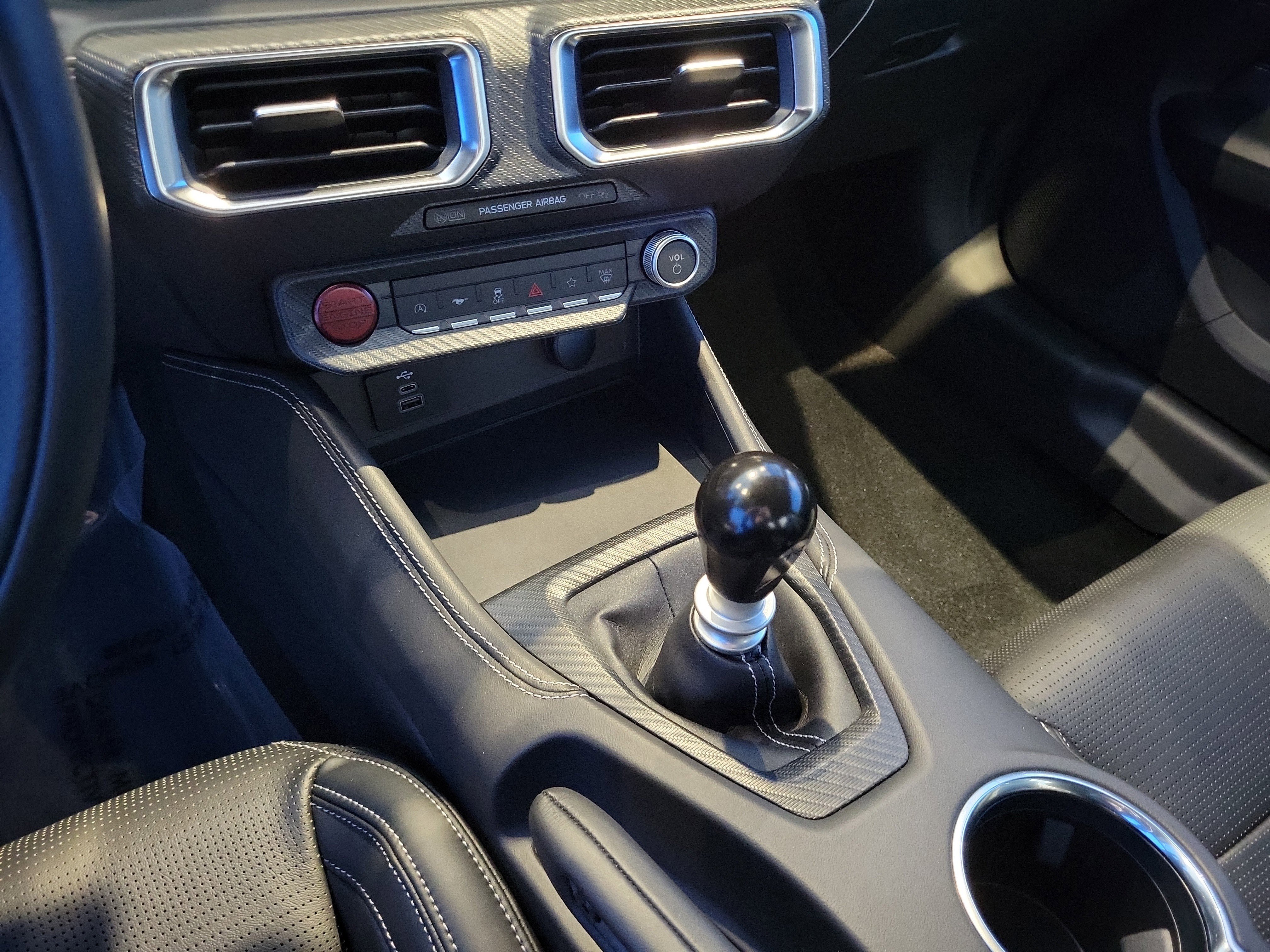 New 2025 Ford Mustang GT Premium w/ GT Performance Package image 16