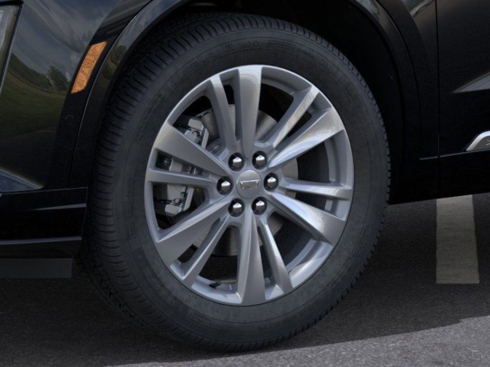 New 2025 Cadillac XT6 Premium Luxury w/ Technology Package FWD image 9