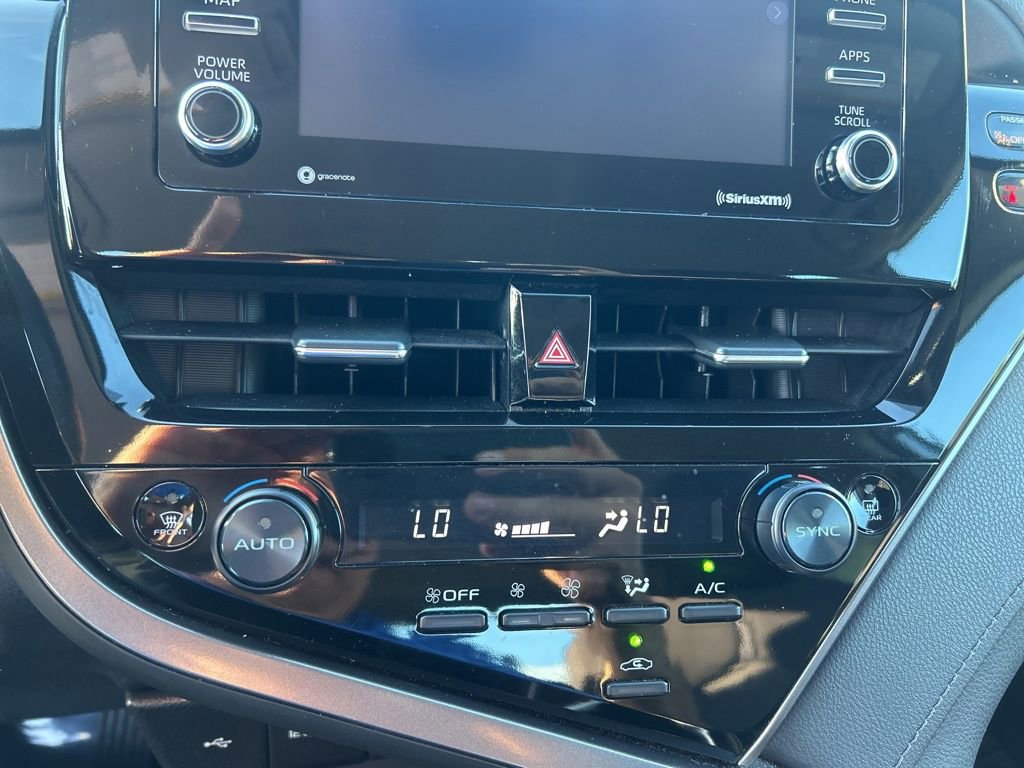 Used 2024 Toyota Camry LE FWD image 34