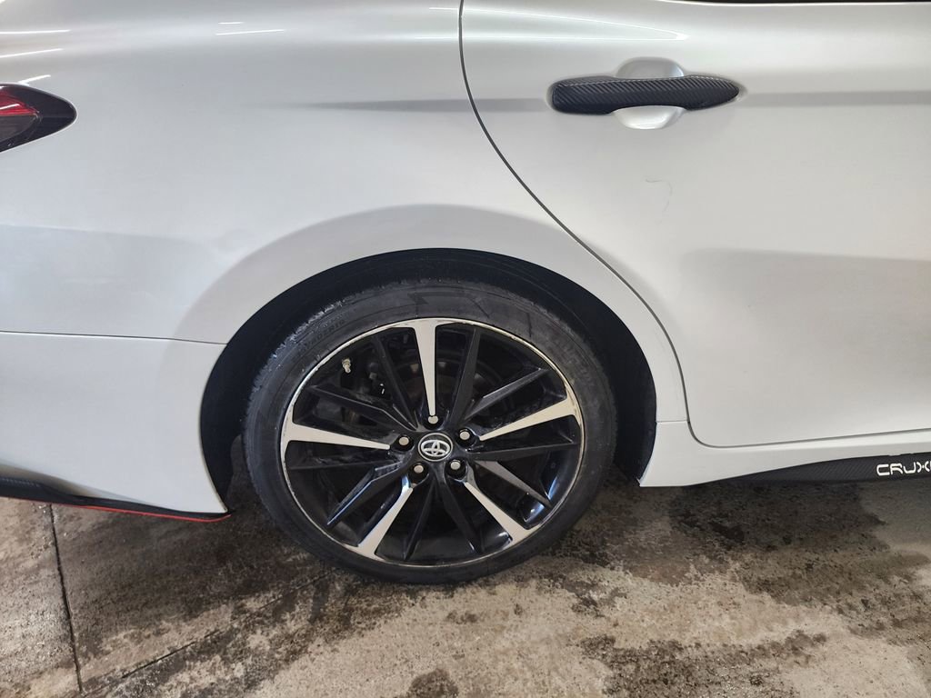 Used 2018 Toyota Camry XSE w/ Driver Assist Package image 42