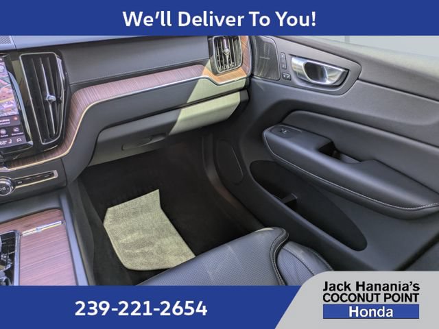 Used 2024 Volvo XC60 B5 Ultimate w/ Protection Package Premier AWD/4WD image 17
