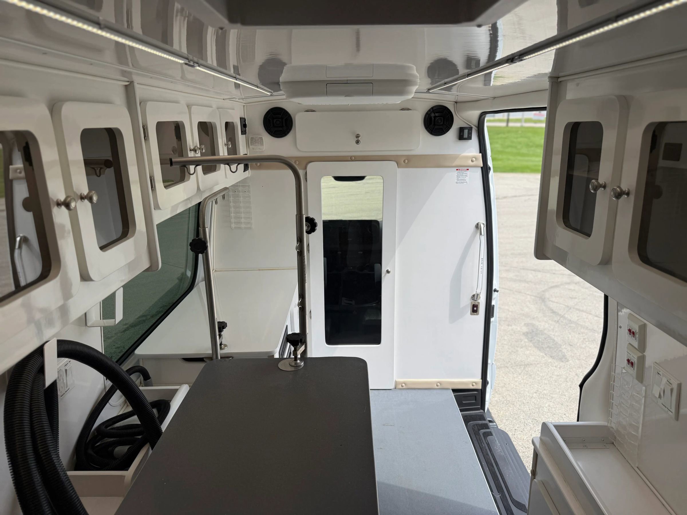 Used 2022 Mercedes-Benz Sprinter 3500 image 33