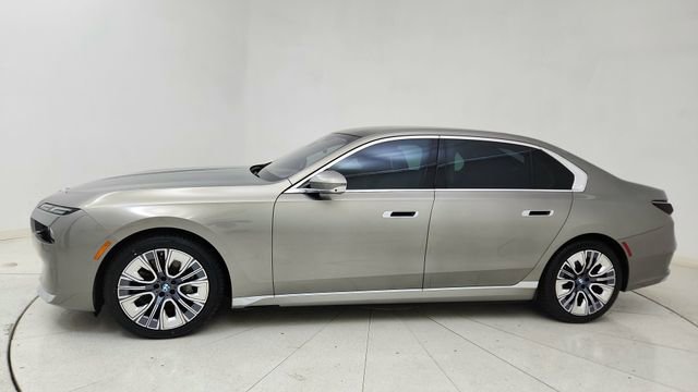 Used 2023 BMW i7 xDrive60 image 6