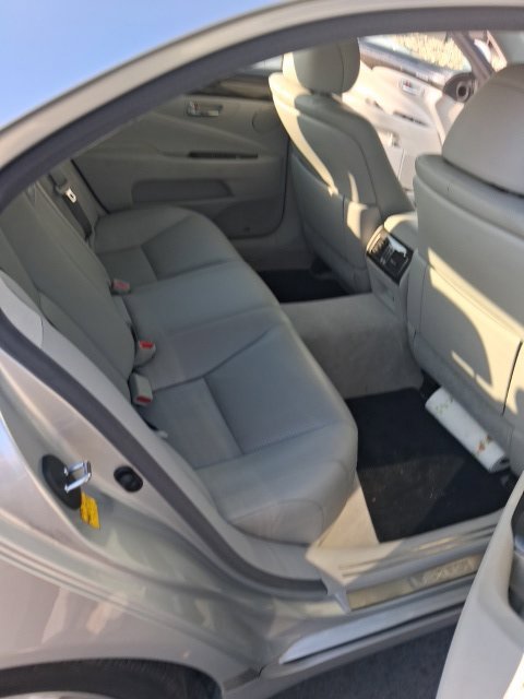 Used 2012 Lexus LS 460 L w/ Luxury Pkg RWD image 13