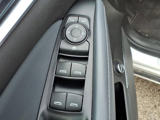 Used 2023 Buick Enclave Essence image 19