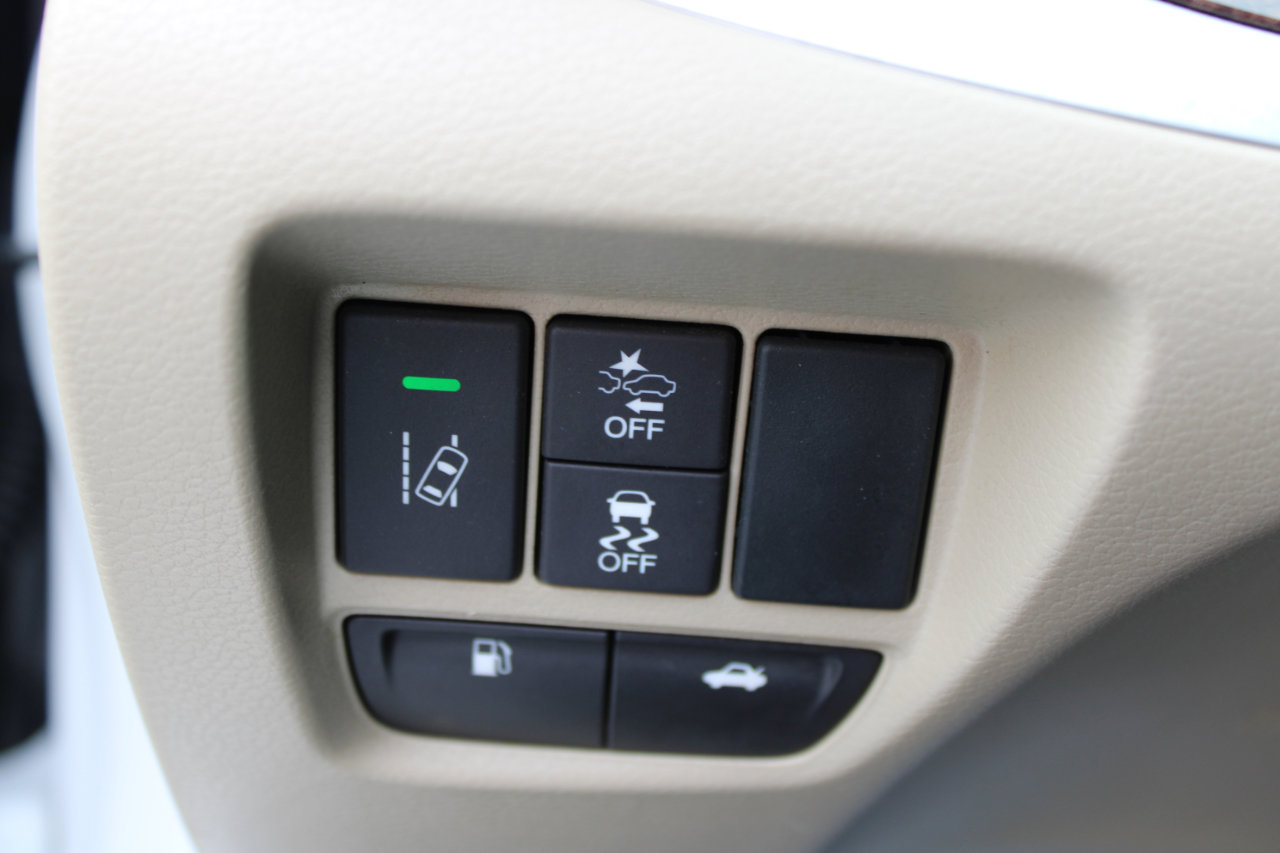 Used 2018 Acura TLX image 23