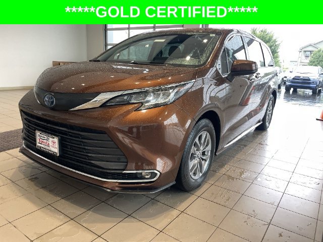 Certified 2022 Toyota Sienna XLE FWD image 12