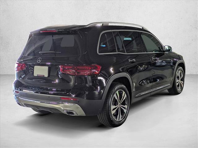 Used 2025 Mercedes-Benz GLB 250 image 8