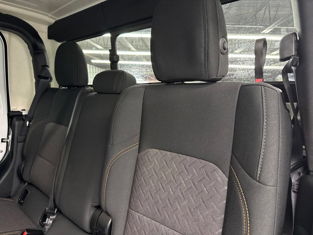Used 2025 Jeep Gladiator Mojave w/ Convenience Group AWD/4WD image 16