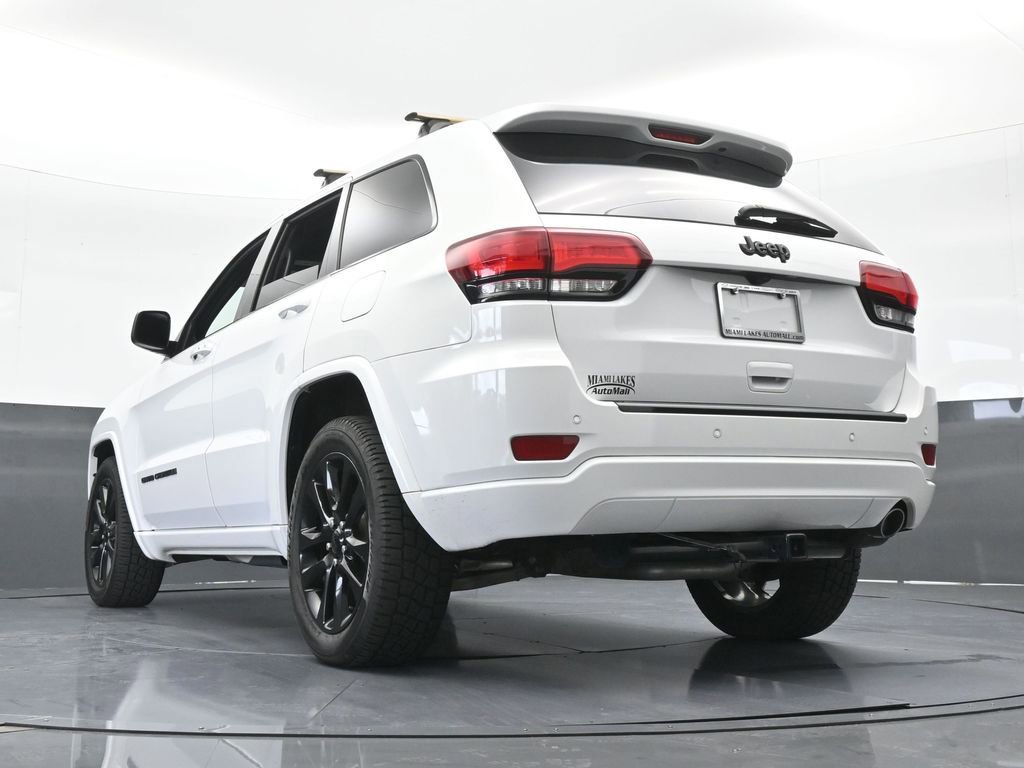 Used 2018 Jeep Grand Cherokee Altitude image 53