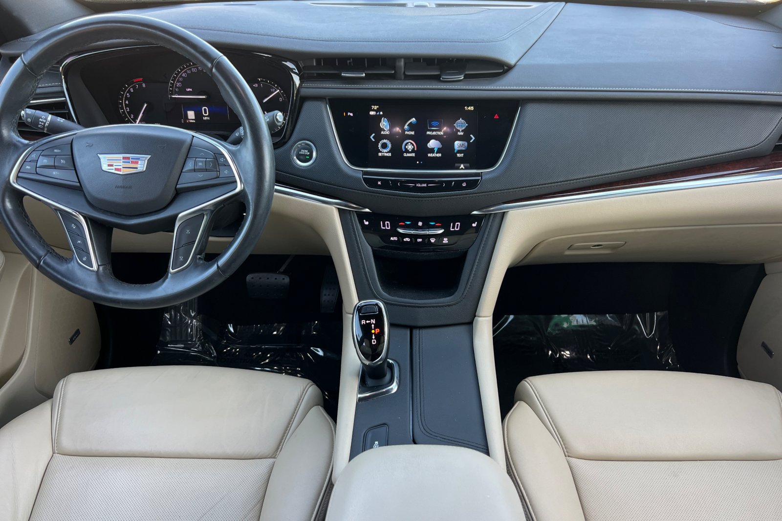 Used 2019 Cadillac XT5 Luxury FWD image 3
