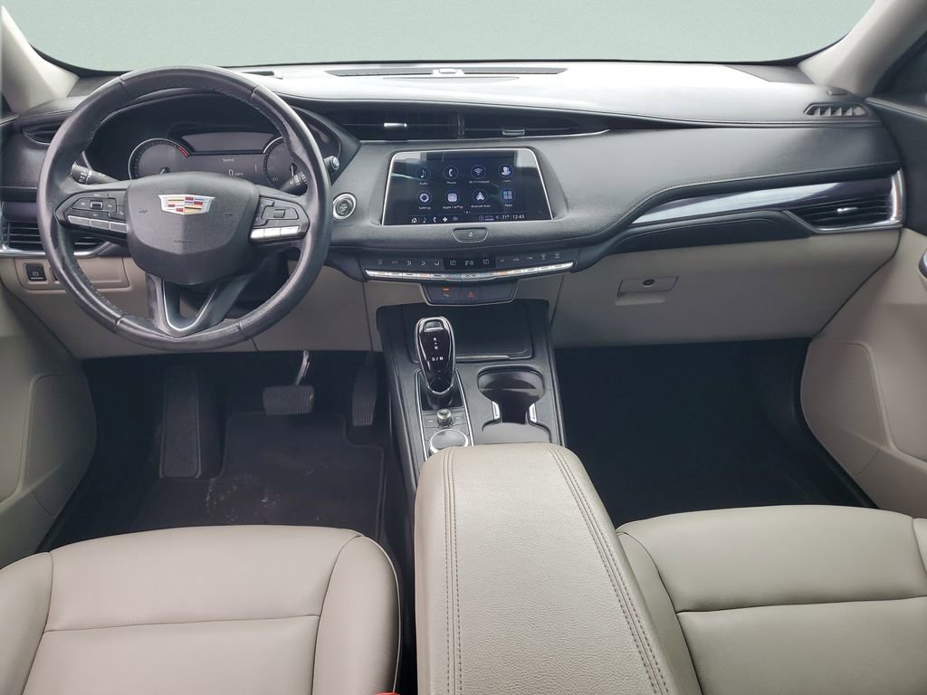 Used 2023 Cadillac XT4 Luxury image 14