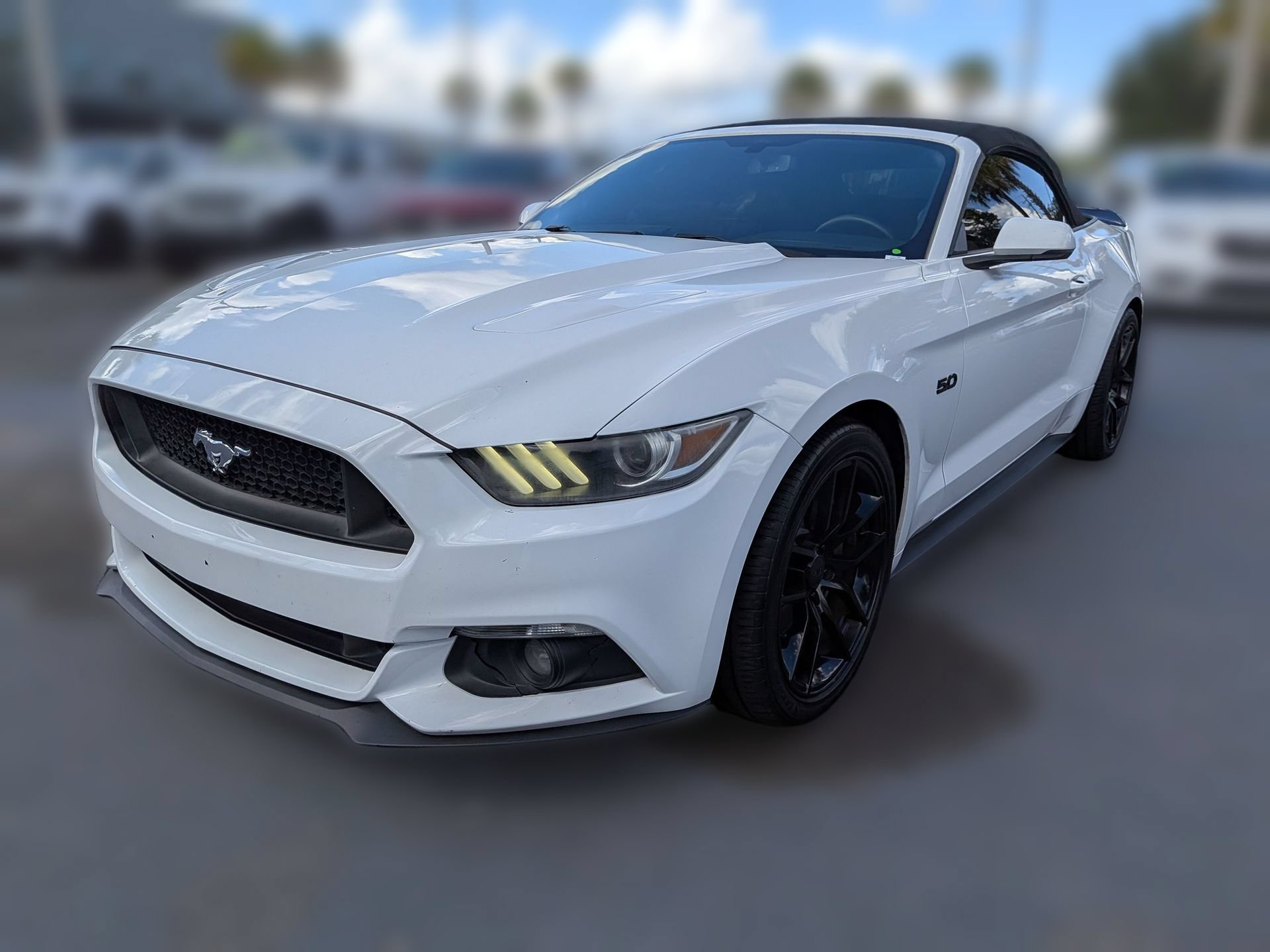 Used 2017 Ford Mustang GT Premium RWD image 9