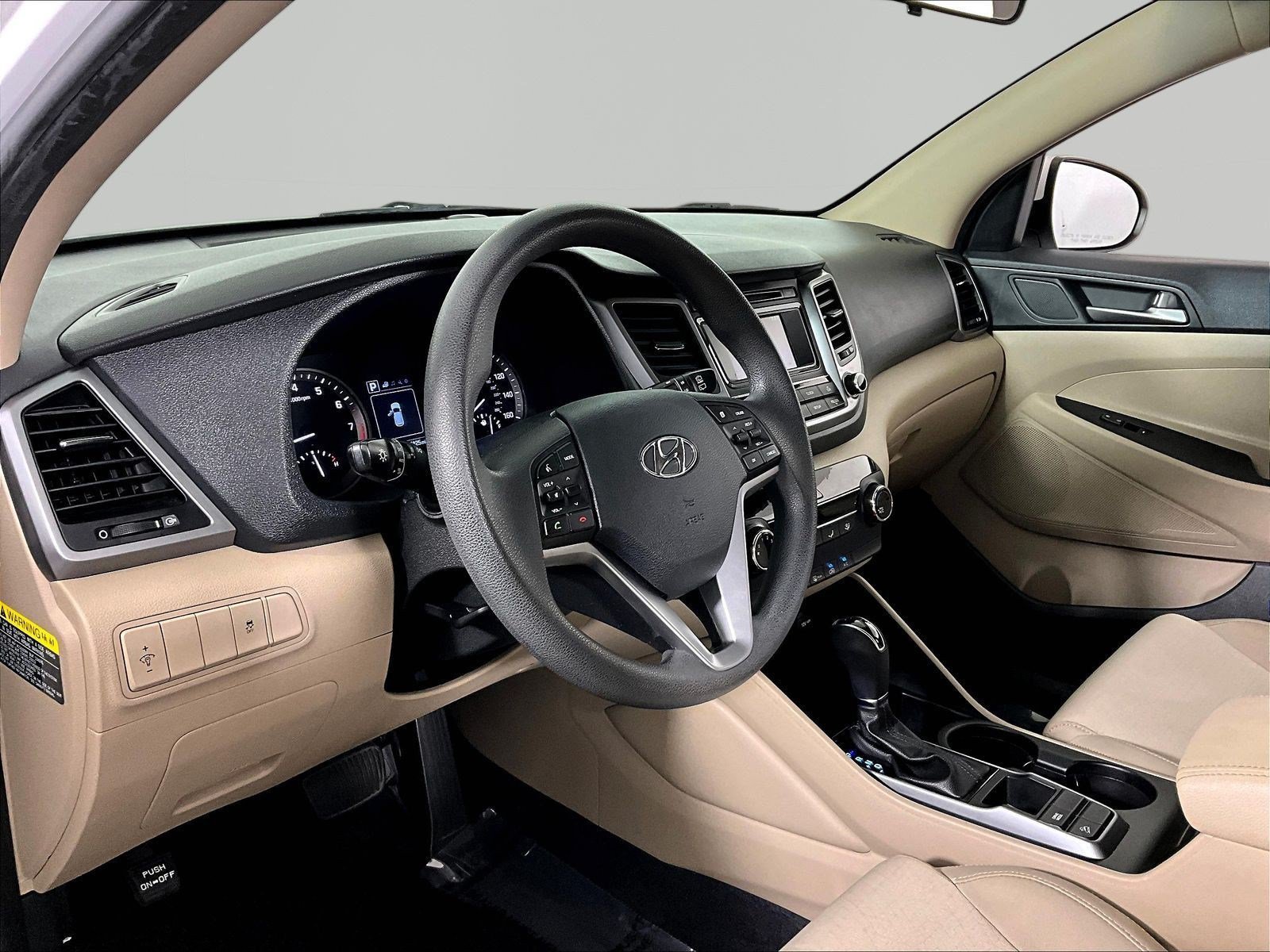 Used 2017 Hyundai Tucson SE w/ SE Popular Package 02 FWD image 17
