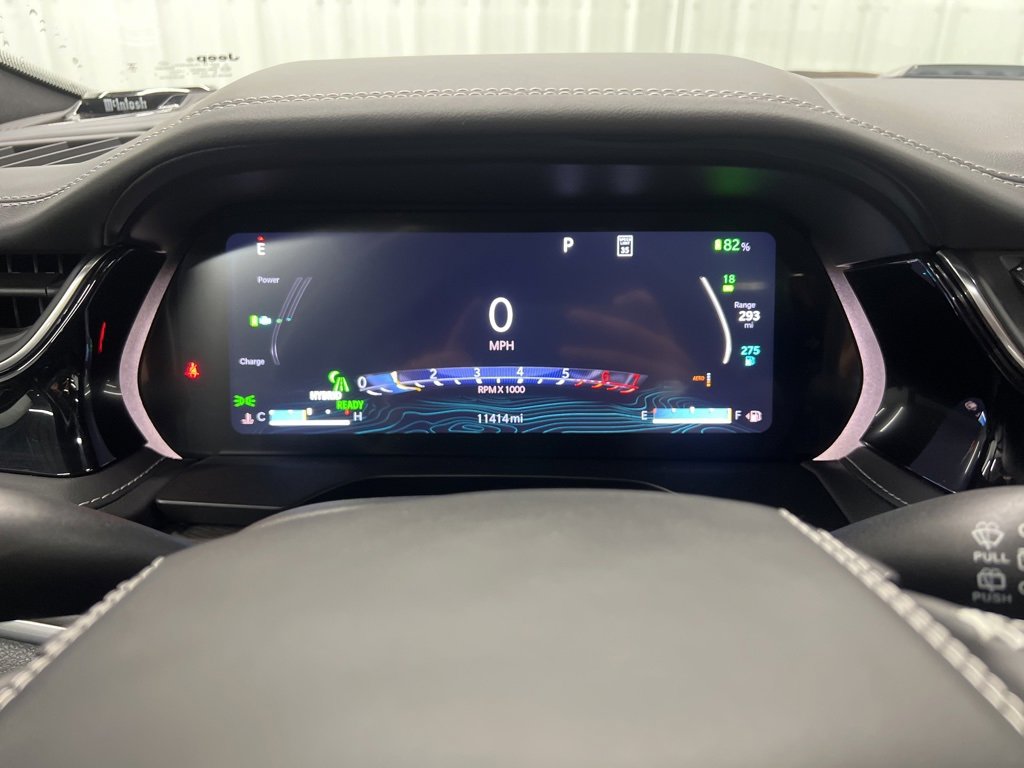 Used 2023 Jeep Grand Cherokee Overland w/ Advanced Protech Group III image 21