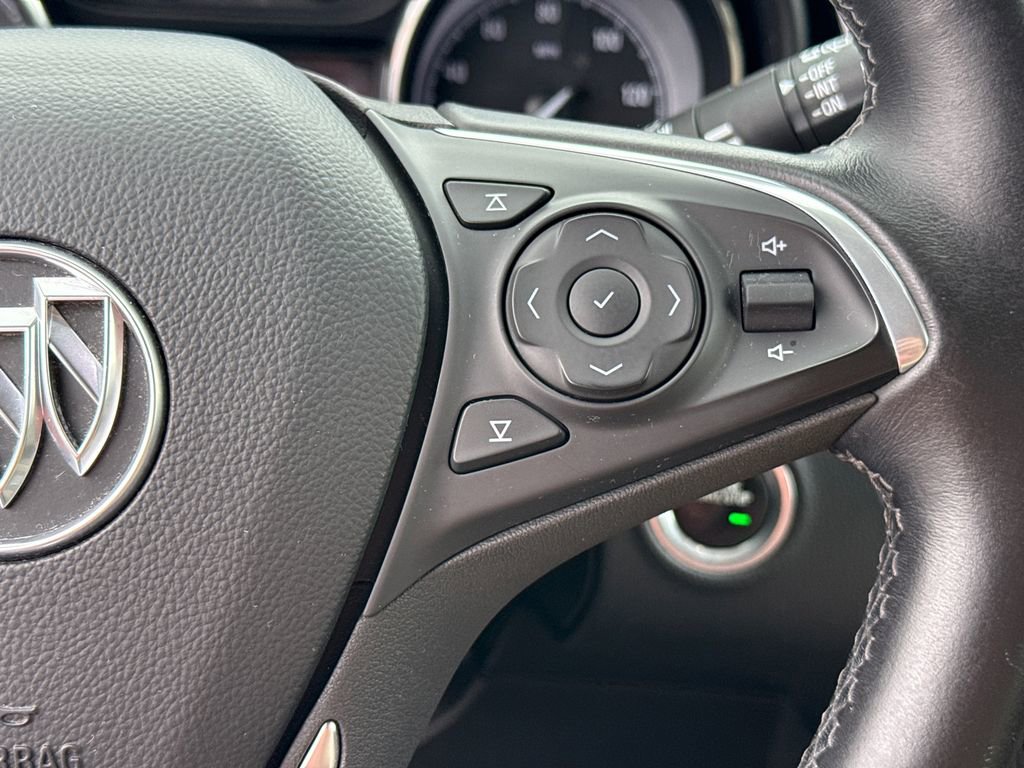 Used 2020 Buick Envision Preferred FWD image 22