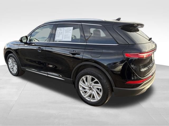 Certified 2022 Lincoln Corsair FWD image 4