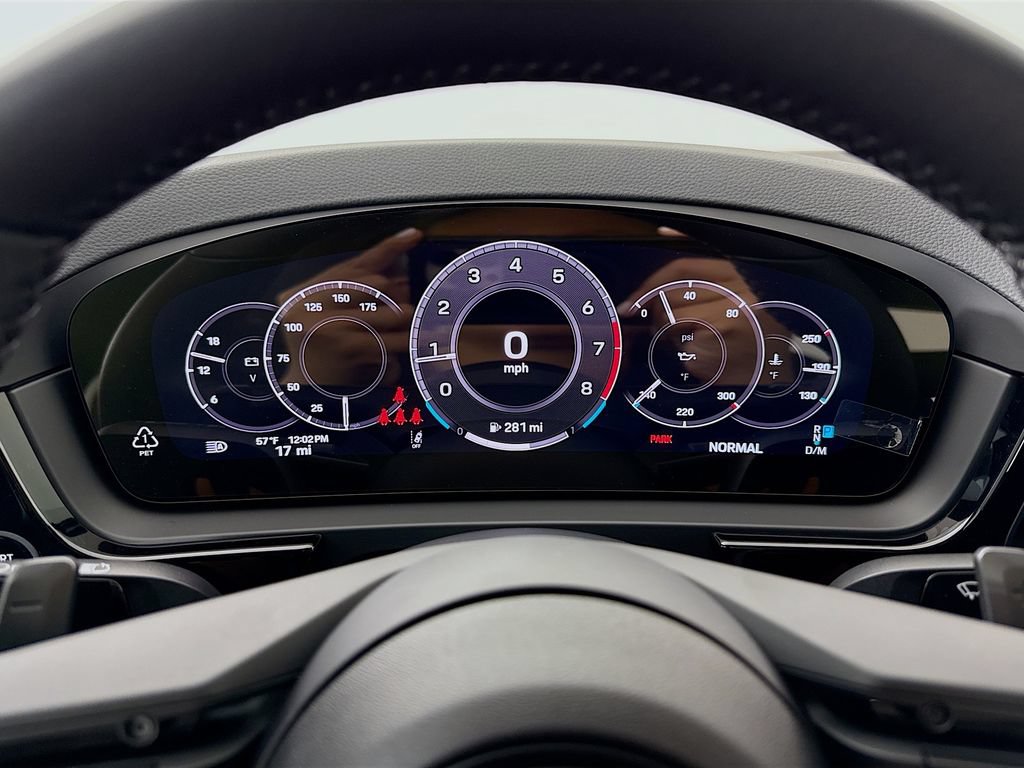 New 2026 Porsche Cayenne Coupe AWD/4WD image 18