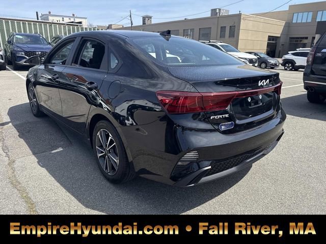 Used 2023 Kia Forte LXS image 7