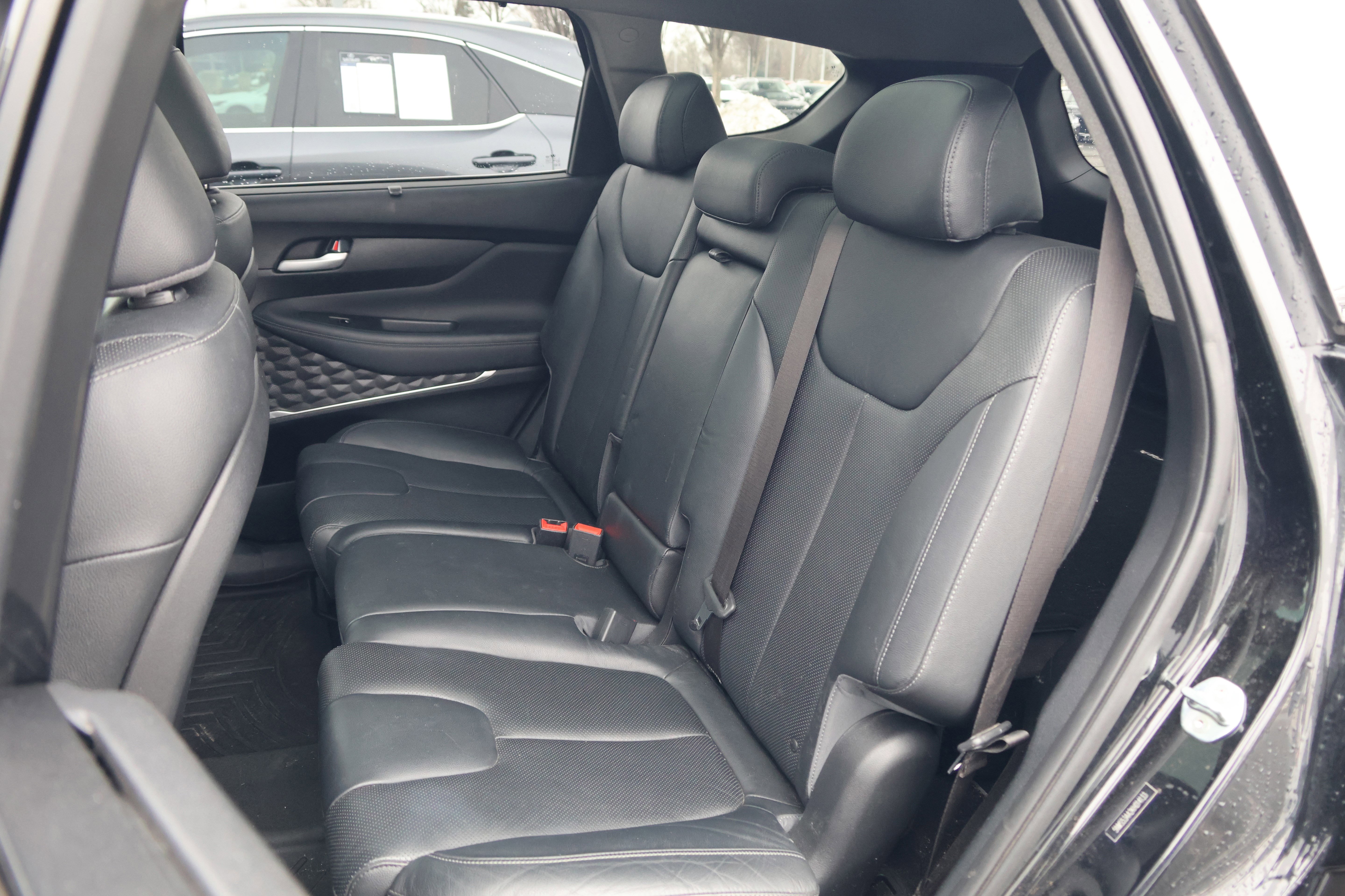 Used 2019 Hyundai Santa Fe Limited image 34