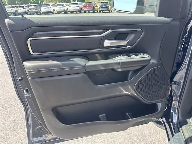 Used 2026 RAM 1500 Big Horn w/ Night Edition AWD/4WD image 6