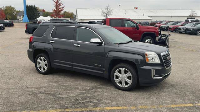Used 2017 GMC Terrain SLE w/ Chrome Edition AWD/4WD image 2