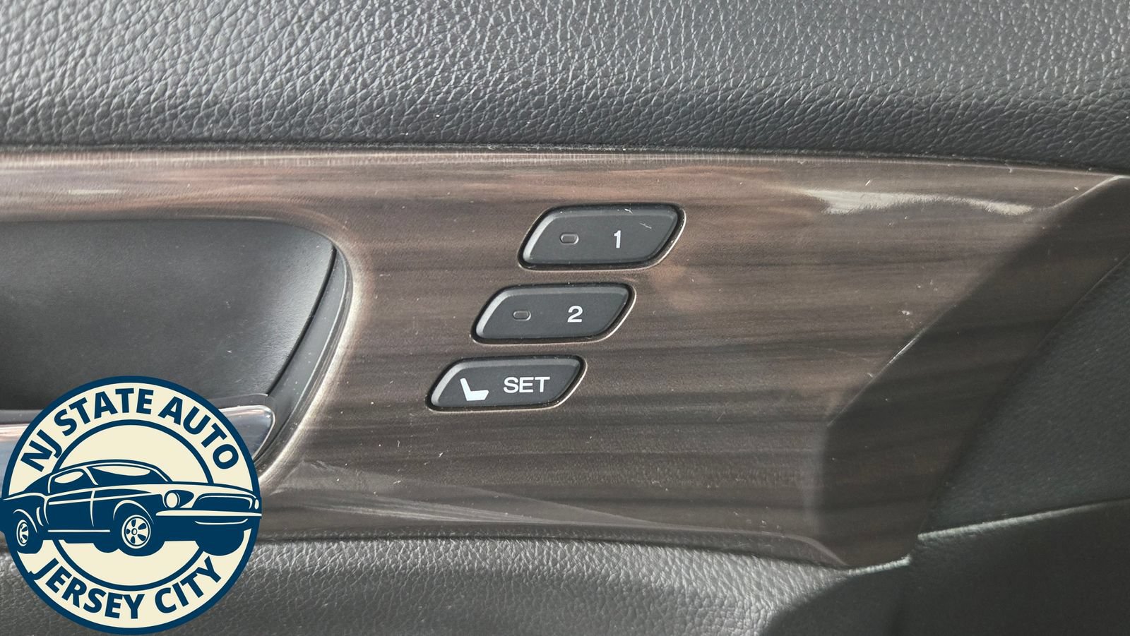 Used 2017 Honda Accord EX-L image 25