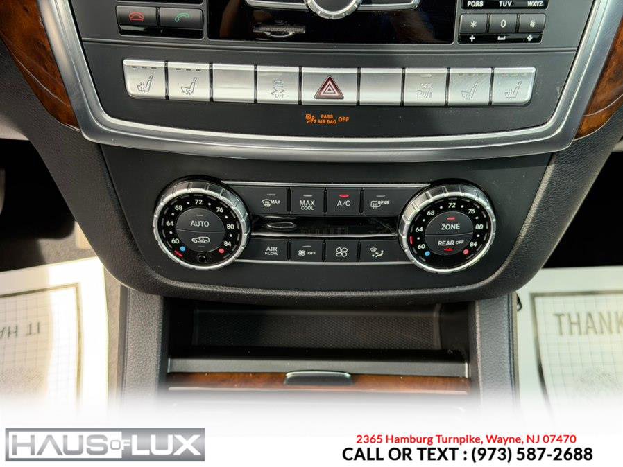 Used 2014 Mercedes-Benz GL 550 4MATIC w/ Driver Assistance Package image 27