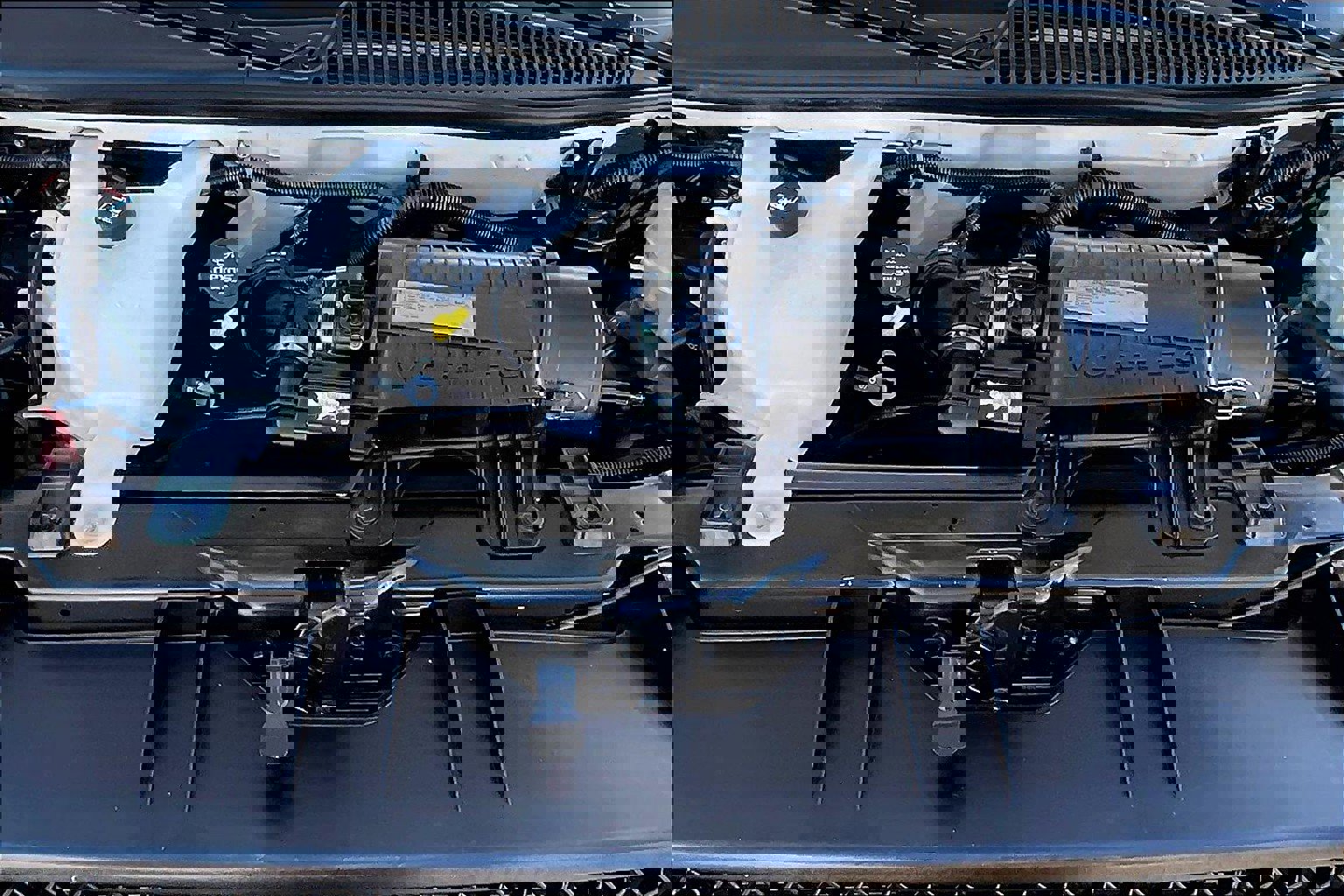 Used 2016 Chevrolet Express 2500 image 8