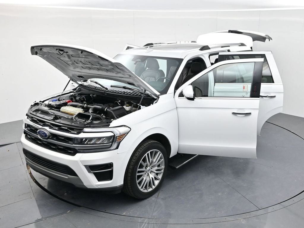 Used 2024 Ford Expedition Limited image 56